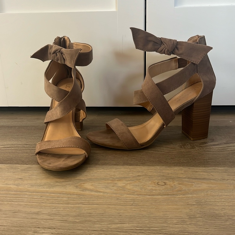 Block heel sandal